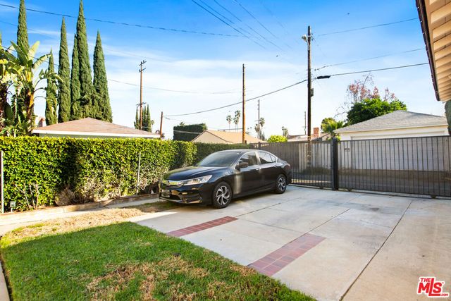 6504 Woodley Avenue, Van Nuys, CA 91406