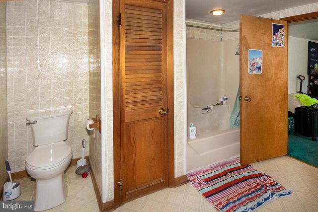 8 FRANKLIN RD, Glassboro, NJ 08028