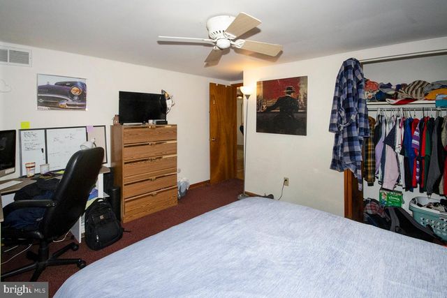 8 FRANKLIN RD, Glassboro, NJ 08028