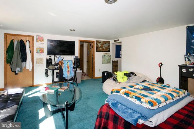 8 FRANKLIN RD, Glassboro, NJ 08028