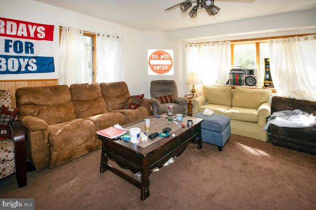 8 FRANKLIN RD, Glassboro, NJ 08028