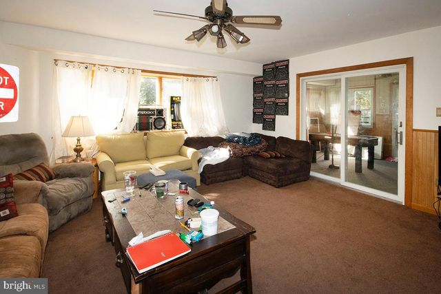 8 FRANKLIN RD, Glassboro, NJ 08028