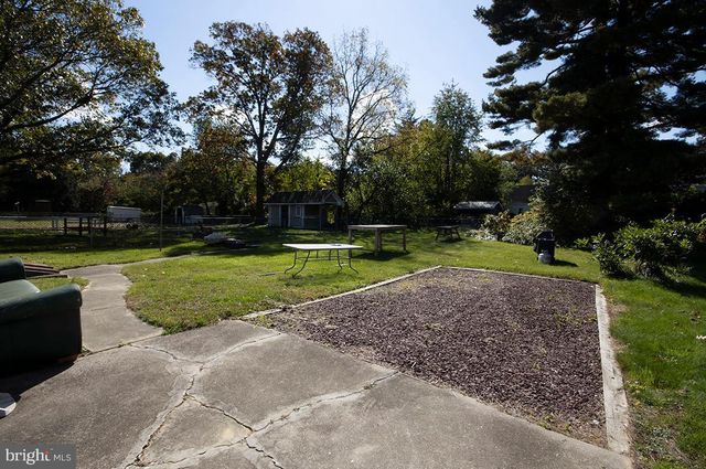 8 FRANKLIN RD, Glassboro, NJ 08028