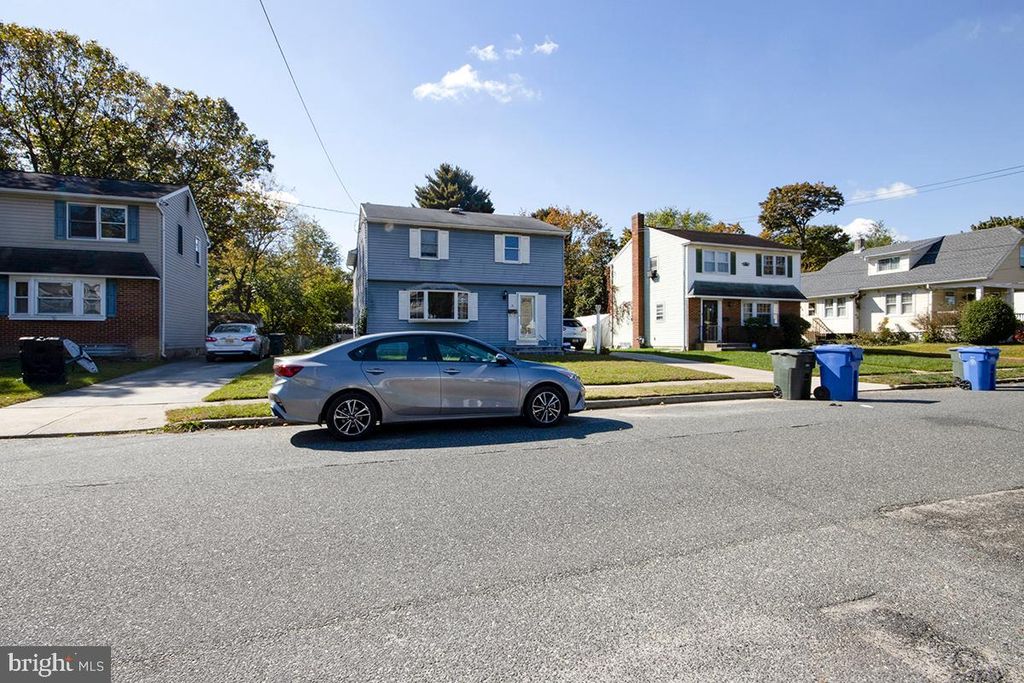 8 FRANKLIN RD, Glassboro, NJ 08028