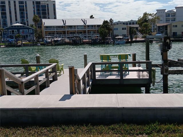 231 SKIFF POINT 7, Clearwater Beach, FL 33767