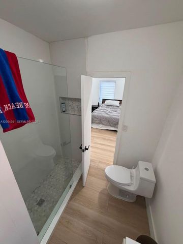 1884 SW 16th St Room, Miami, FL 33145