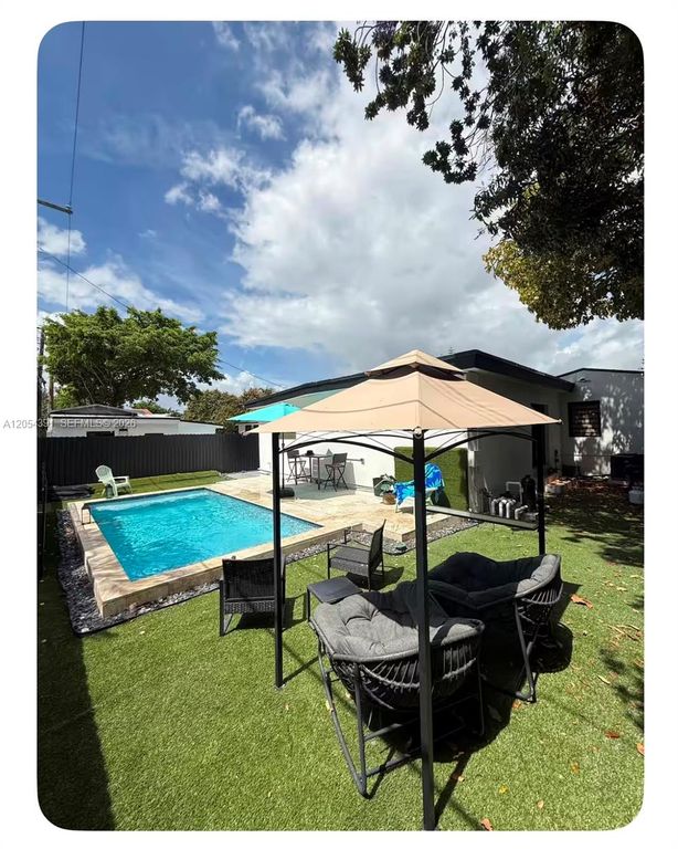 1884 SW 16th St Room, Miami, FL 33145