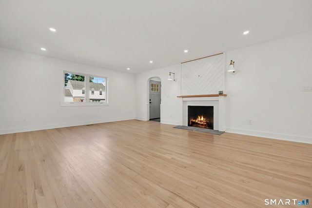 91 Lockwood Road, Fairfield, CT 06825