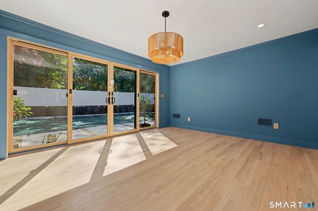 91 Lockwood Road, Fairfield, CT 06825