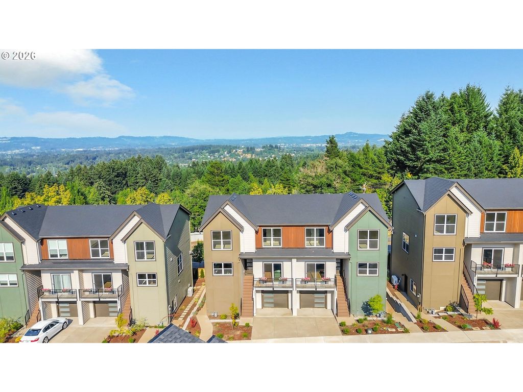 8856 Sw SERENITY Ter, Beaverton, OR 97007
