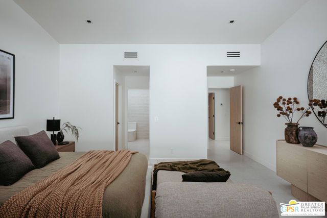 1956 E Park Drive, Palm Springs, CA 92262