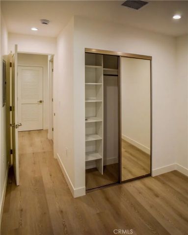 5972 Jamieson Ave, Encino, CA 91316