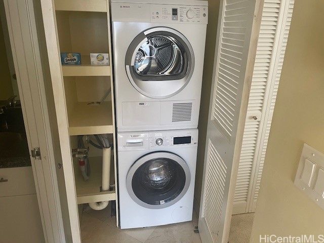 1088 Bishop Street 3606, Honolulu, HI 96813