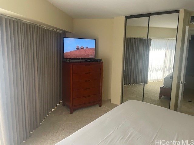 1088 Bishop Street 3606, Honolulu, HI 96813