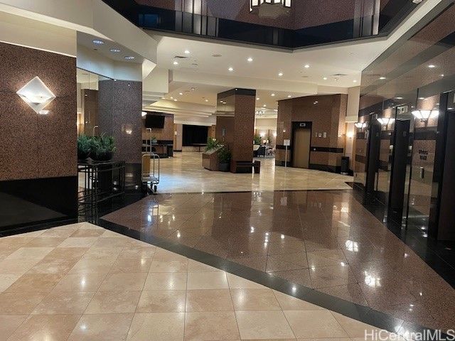 1088 Bishop Street 3606, Honolulu, HI 96813