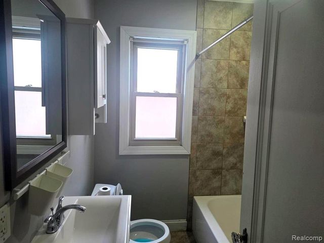 22303 Beech Street, Dearborn, MI 48124