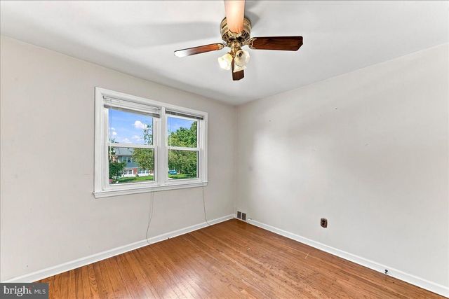 202 RIDGE AVE, Kennett Square, PA 19348