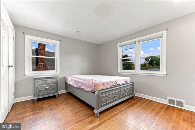 202 RIDGE AVE, Kennett Square, PA 19348