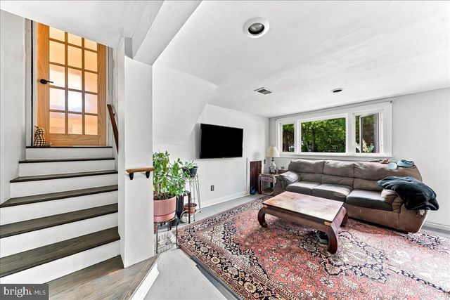 202 RIDGE AVE, Kennett Square, PA 19348