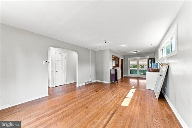 202 RIDGE AVE, Kennett Square, PA 19348
