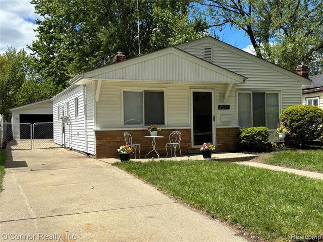 27637 Barrington Street, Madison Heights, MI 48071