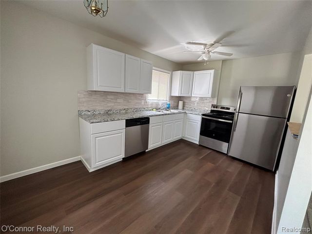 27637 Barrington Street, Madison Heights, MI 48071