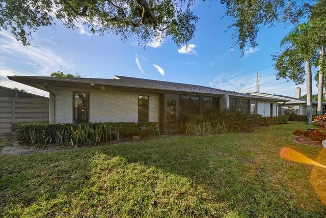 4530 ATWOOD CAY CIRCLE 13, Sarasota, FL 34233