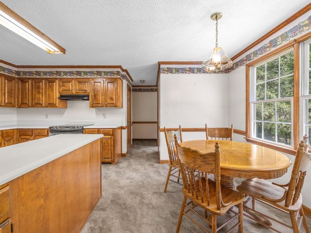 320 Burton Rd, Spartanburg, SC 29302