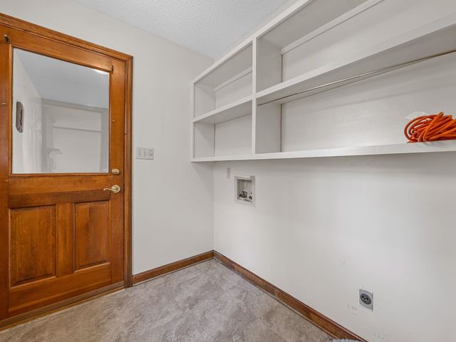 320 Burton Rd, Spartanburg, SC 29302