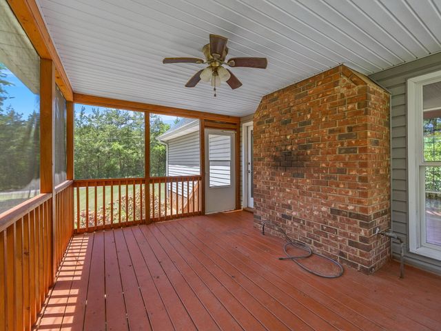 320 Burton Rd, Spartanburg, SC 29302