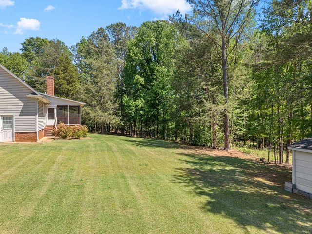 320 Burton Rd, Spartanburg, SC 29302