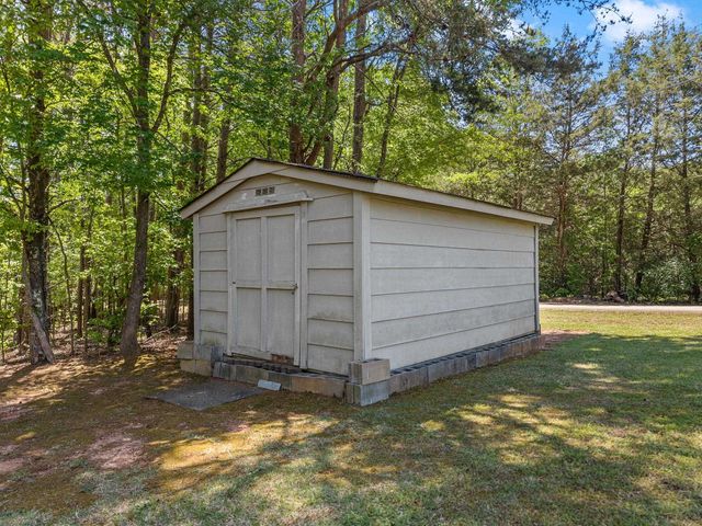320 Burton Rd, Spartanburg, SC 29302