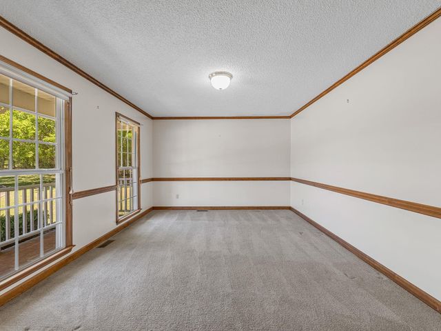320 Burton Rd, Spartanburg, SC 29302