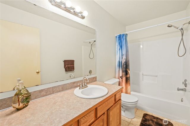 22419 Bluewater Drive SE, Yelm, WA 98597