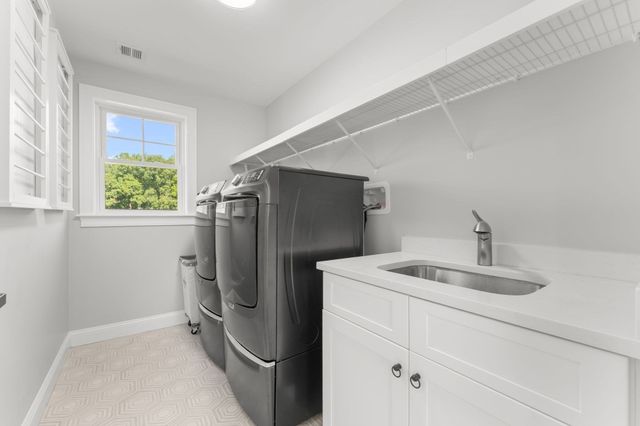 82 Colts Way, Attleboro, MA 02703