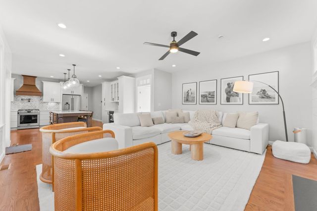 82 Colts Way, Attleboro, MA 02703
