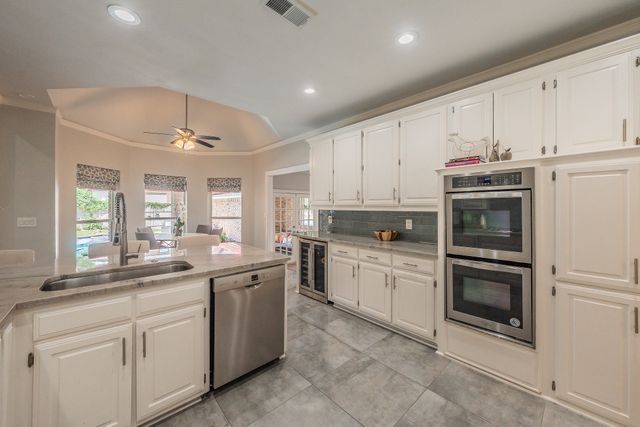 4313 Fannin Drive, Irving, TX 75038