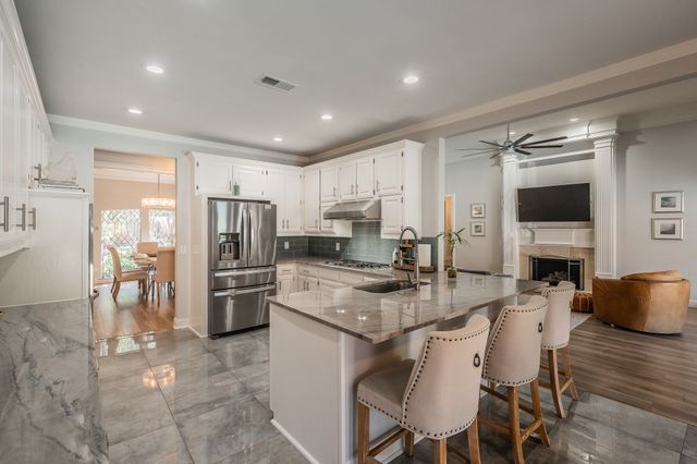 4313 Fannin Drive, Irving, TX 75038