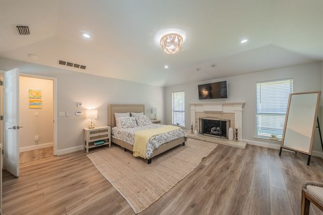 4313 Fannin Drive, Irving, TX 75038