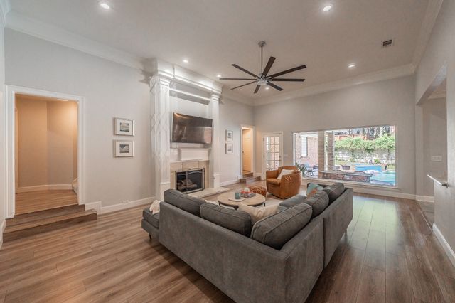 4313 Fannin Drive, Irving, TX 75038