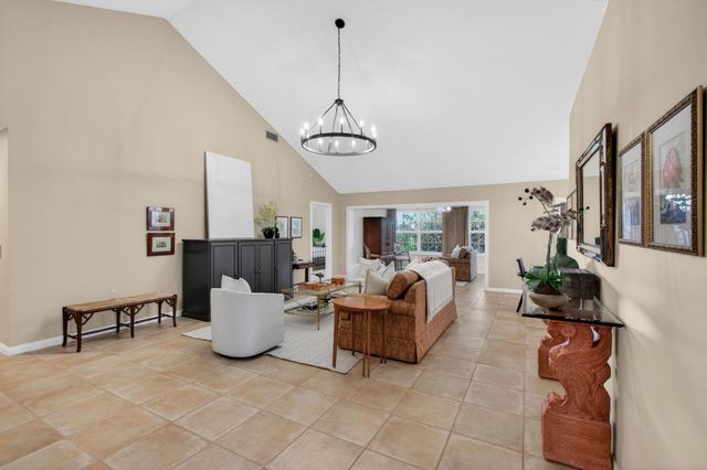 1415 Wilderness Road, West Palm Beach, FL 33409