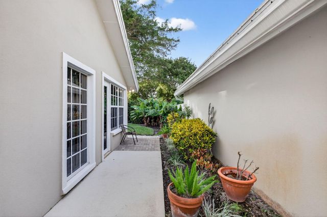 1415 Wilderness Road, West Palm Beach, FL 33409