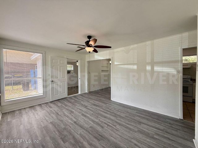 4623 SUFFOLK Avenue, Jacksonville, FL 32208