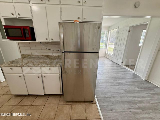 4623 SUFFOLK Avenue, Jacksonville, FL 32208