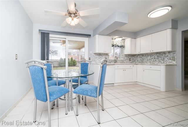 26053 Eureka Drive, Warren, MI 48091