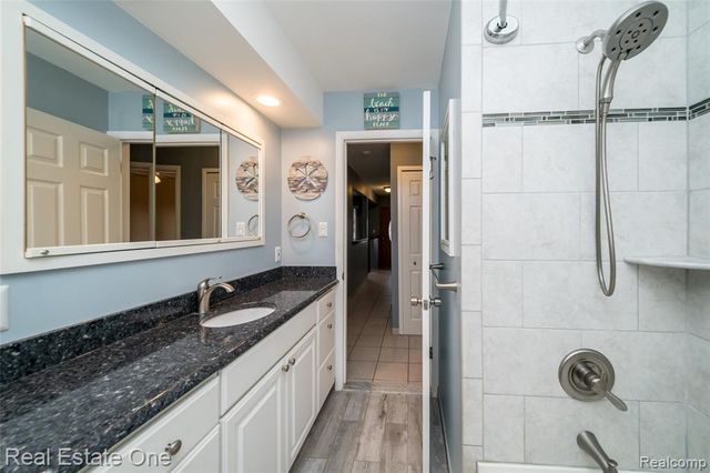 26053 Eureka Drive, Warren, MI 48091