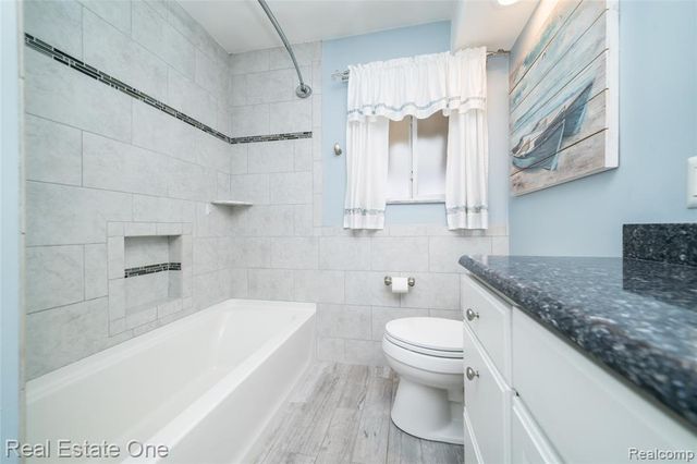 26053 Eureka Drive, Warren, MI 48091