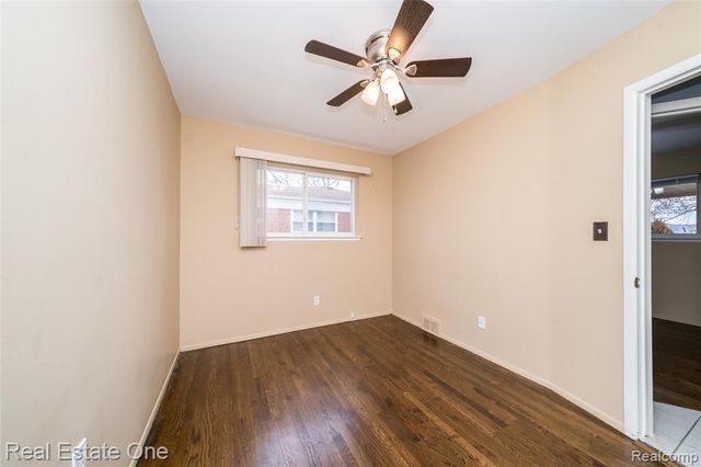 26053 Eureka Drive, Warren, MI 48091