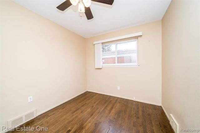 26053 Eureka Drive, Warren, MI 48091