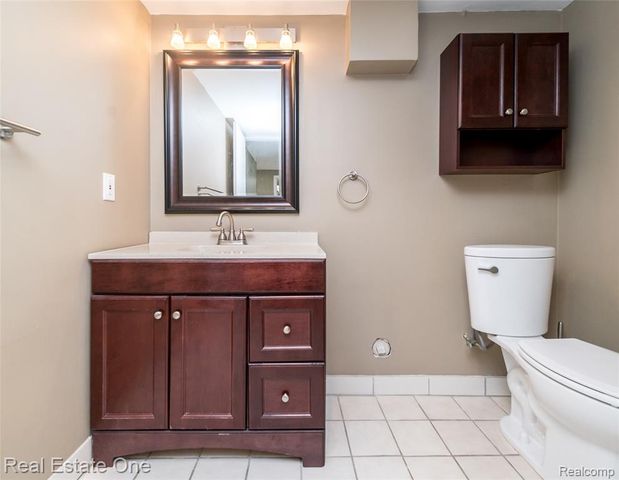 26053 Eureka Drive, Warren, MI 48091